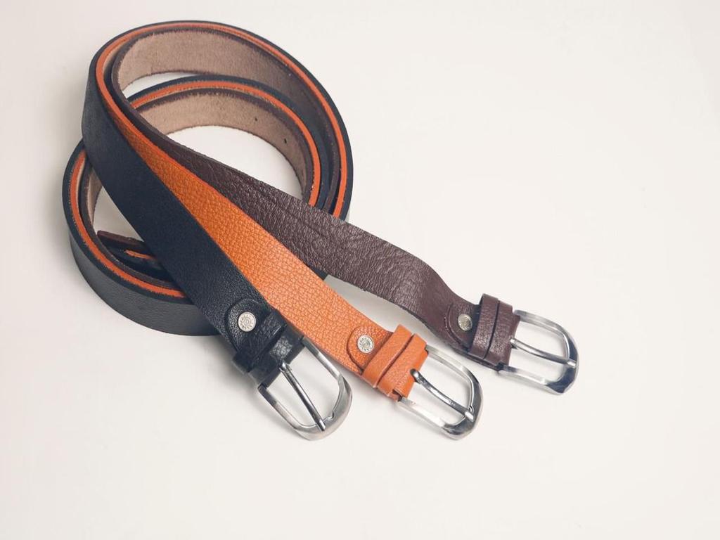 (باندل 3 قطع ) حزام جلد طبيعي