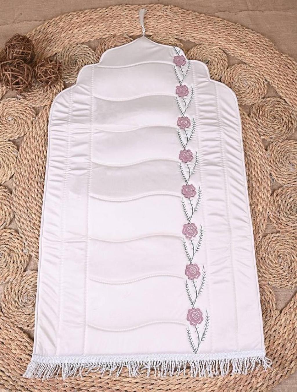 مصليه مبطنه تقيله